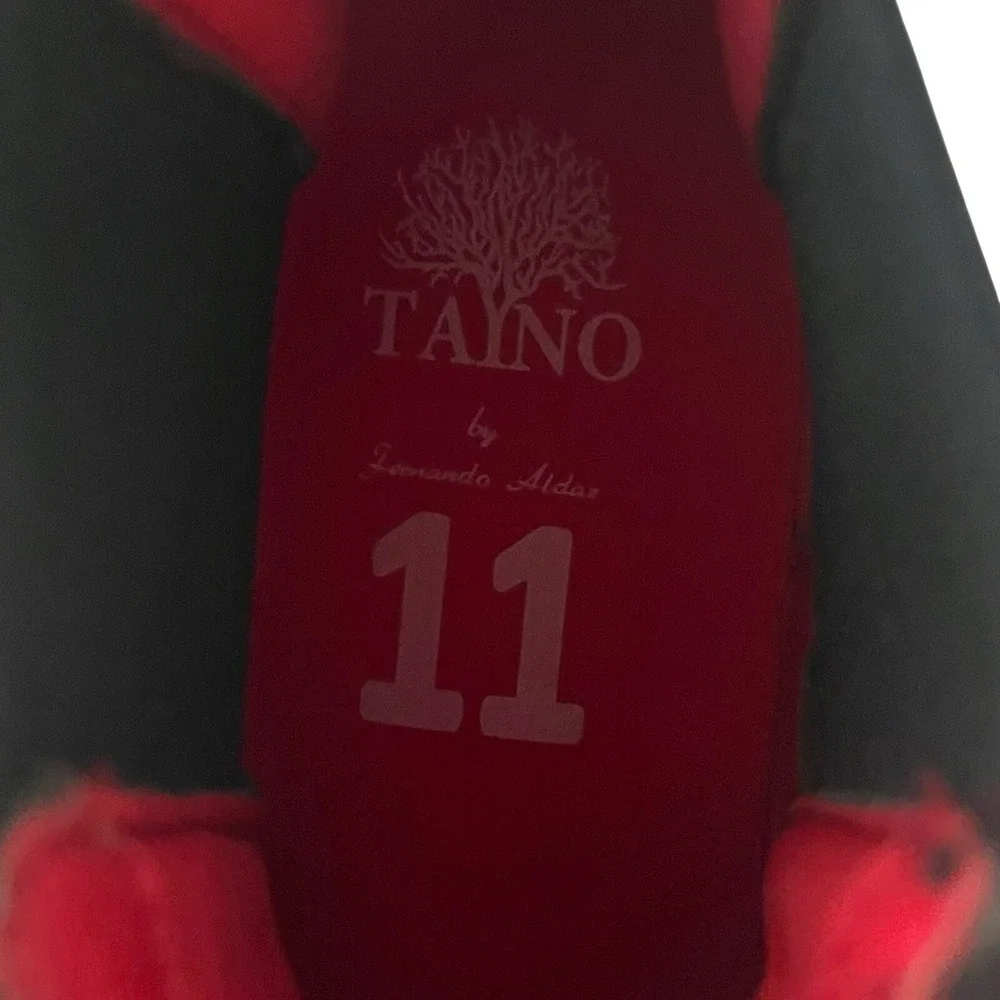 Tayno by Fernando Aldaz Mens Chelsea Boots Black‎ Suede Red Accents Size 11